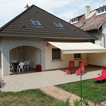 House Magnolia Apartment Velence Bagian luar foto