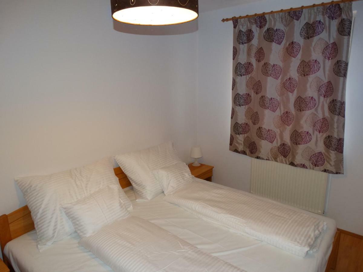 House Magnolia Apartment Velence Bagian luar foto